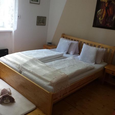 Apartment Anna Cesky Dub Luaran gambar