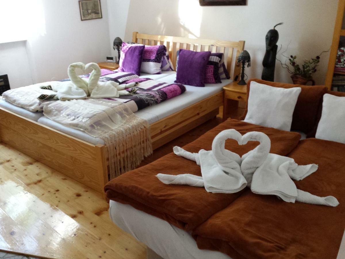 Apartment Anna Cesky Dub Luaran gambar